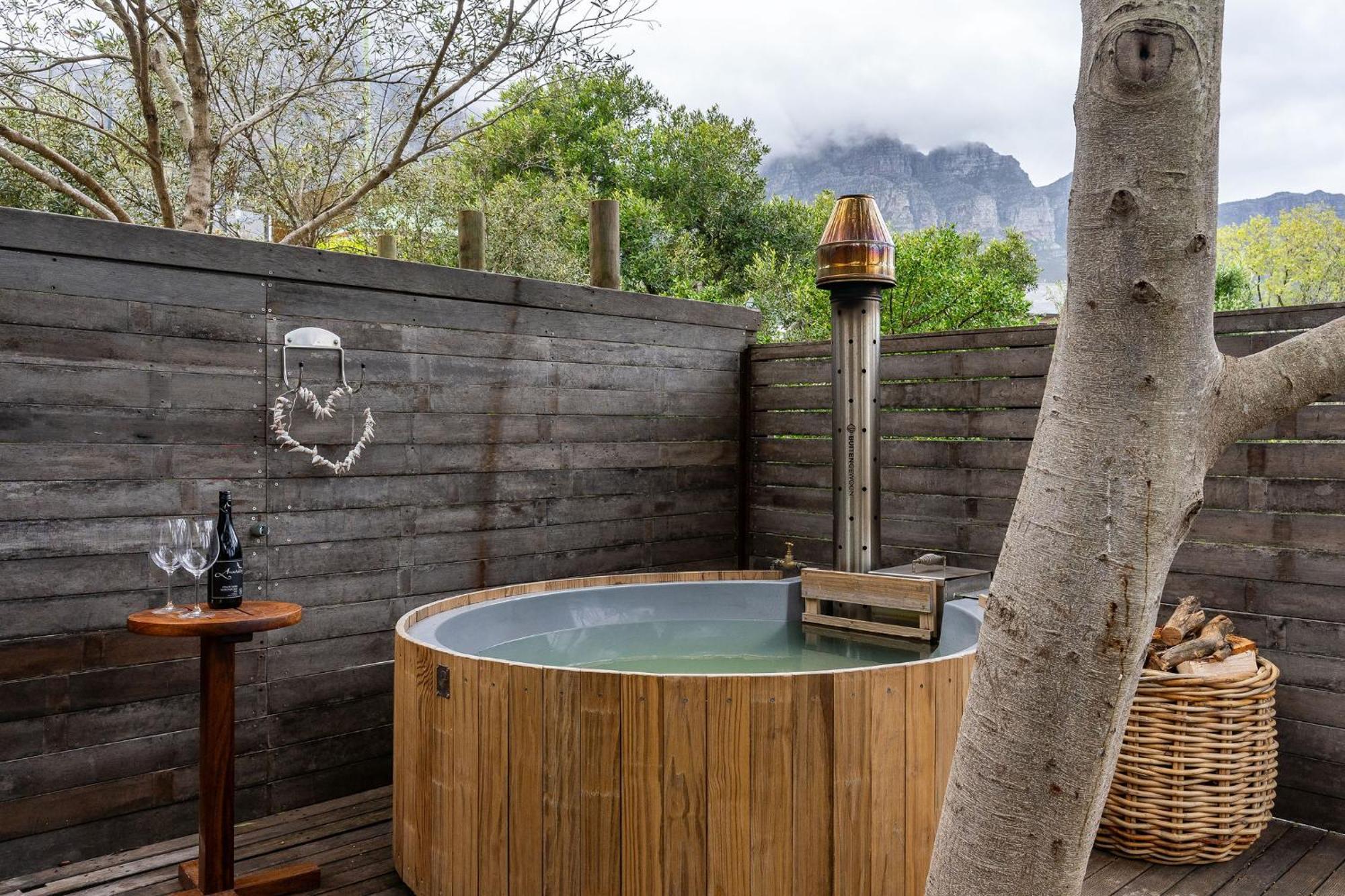 Camps Bay Forest Pods Кейптаун Екстериор снимка